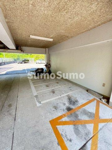 OKA栄ハイツの駐車場|駐車場完備です