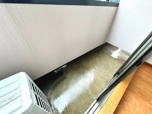 ウイング天伯 Aのバルコニー