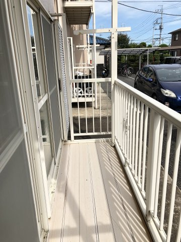 利根川ハイツB棟のバルコニー|広々としたバルコニーです