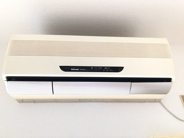 利根川ハイツB棟の設備|エアコン