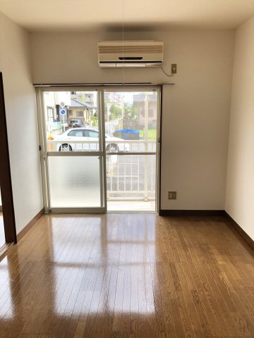 利根川ハイツB棟の洋室|洋室です