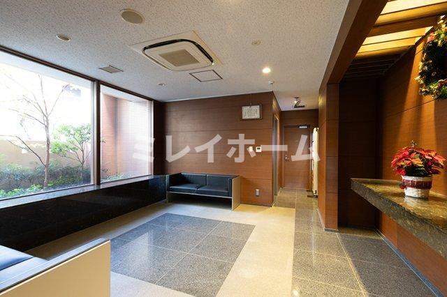 アーレア戸越公園のロビー