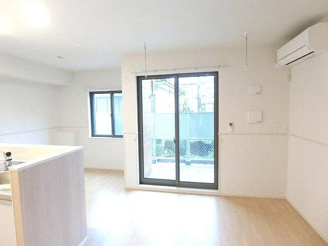 フラン・ブローテＢの居間・リビング