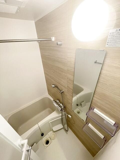 グランヴァンプレミアム川口の浴室