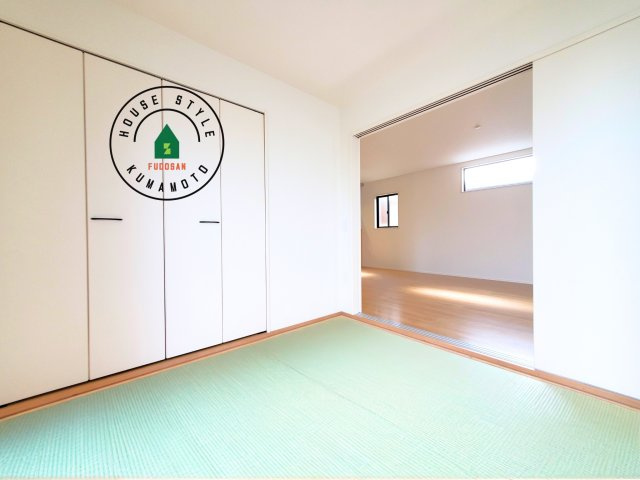 熊本県宇土市馬之瀬町第2₋2棟(4号棟)の内観：施工例|柔らかい畳が心地よい和室