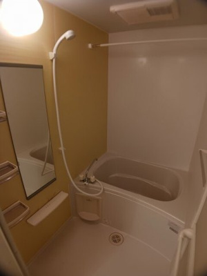 【浴室】 | ヴィラ　青蛾 | 落ち着いた空間のお風呂です