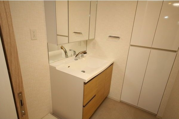 ルシェット白川公園の洗面所