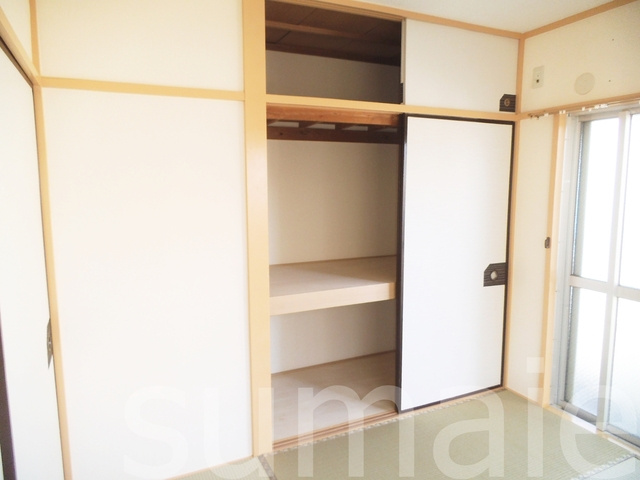 コーポ金野の収納|奥の和室は収納たっぷり！！