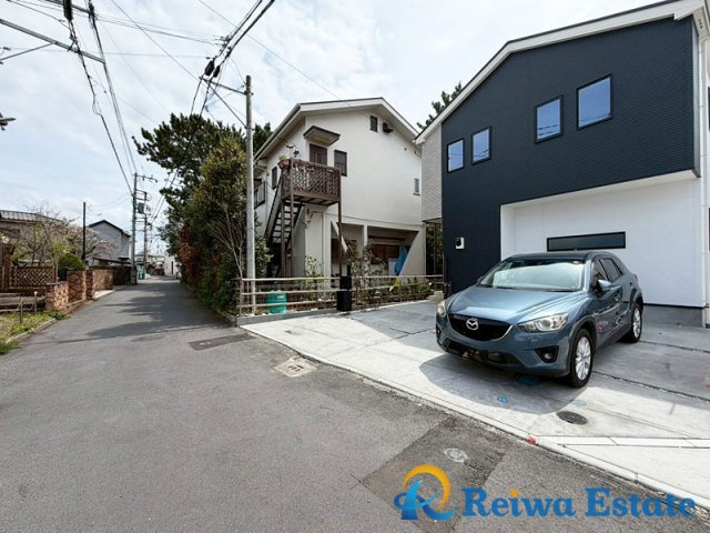 新築戸建　茅ヶ崎市中海岸4丁目の前面道路含む現地写真