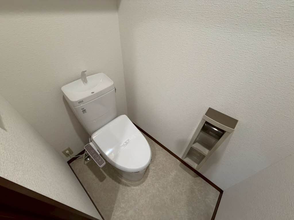 フラワーガーデン B棟