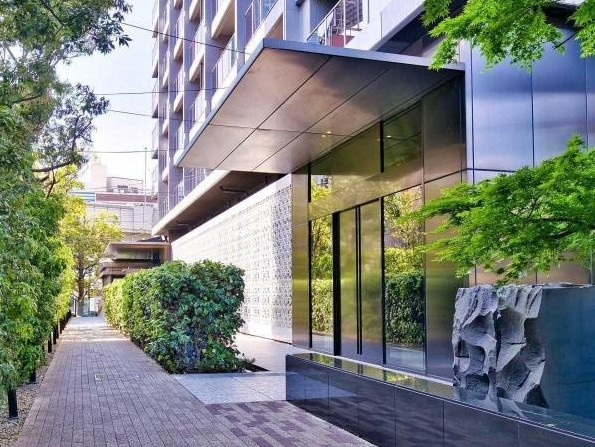  | THE ROPPONGI TOKYO