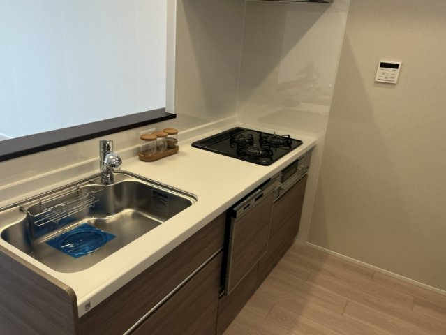 ライオンズマンション舞子のキッチン|コンパクトなキッチンで掃除もラクラク