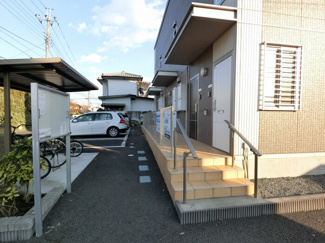 【エントランス】 | アルヴィータ