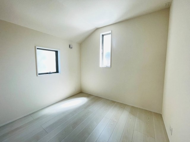 岡崎第257滝町　新築分譲住宅　全2棟　1号棟の洋室|家族一人一人の大切なプライベート空間です。
