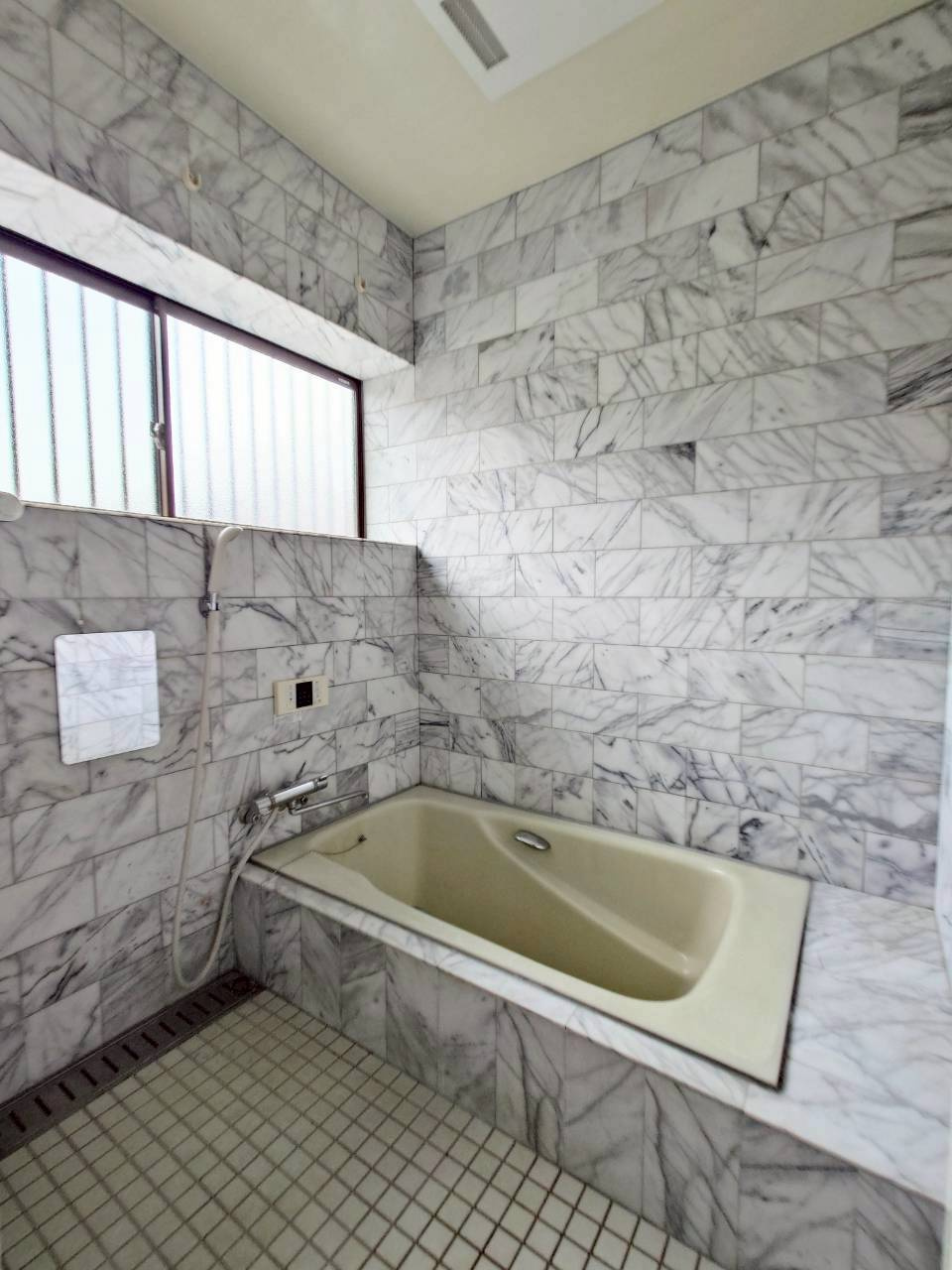 【浴室】の画像