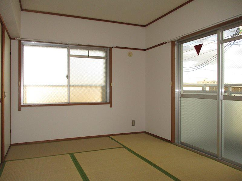 明神マンション3号の和室