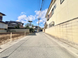 【前面道路含む現地写真】 | 右京区嵯峨広沢南野町　土地 | 「どれくらいの建物が建つの」「建物価格はどれくらい？」お客様の知りたいをハウスアドバイザーがお応えします。