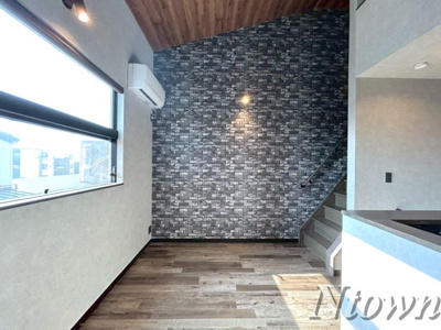 【内装】 | ESPRESSO新清洲 | ゆったりとしたリビングです