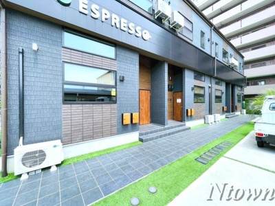 【エントランス】 | ESPRESSO新清洲 | 清潔なエントランスです
