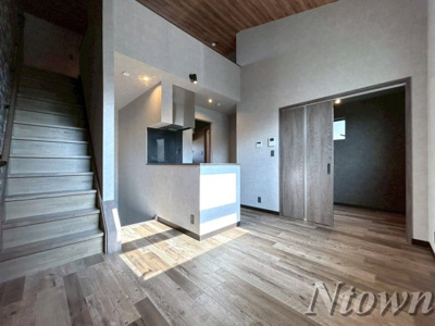 【居間・リビング】 | ESPRESSO新清洲 | ゆったりとした居間です