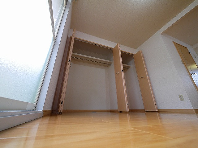 エスポワールB（小瀬町）の収納|十分な収納スペースがあります