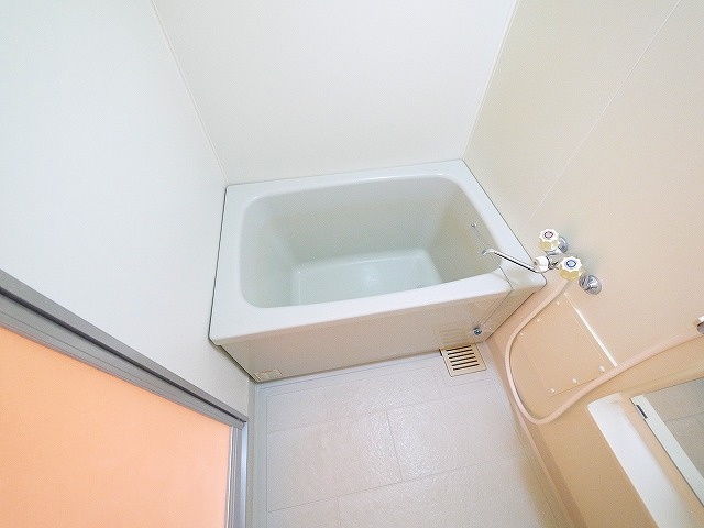 エスポワールB（小瀬町）の浴室|お風呂です