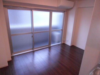 【洋室】 | 新大橋永谷マンション | 明るい洋室です