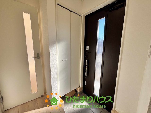 加須市水深第3　新築一戸建て　01　クレイドルガーデンの玄関