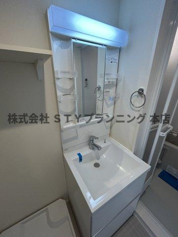 仲介手数料０円！ハーモニーテラス原Vの独立洗面台