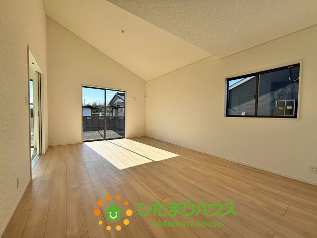 加須市水深第3　新築一戸建て　05　クレイドルガーデンの居間・リビング|家具配置が楽しみなLDK！！