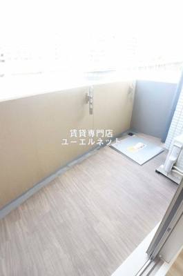 【バルコニー】 | プレサンス江坂ベルフィーヌ | バルコニー付きで採光＆風通し良好！