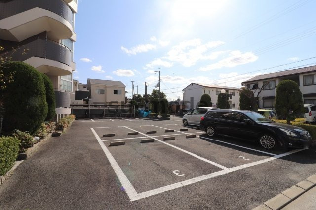 プリマベーラの周辺