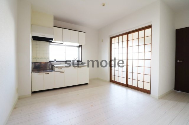 プリマベーラの居間・リビング