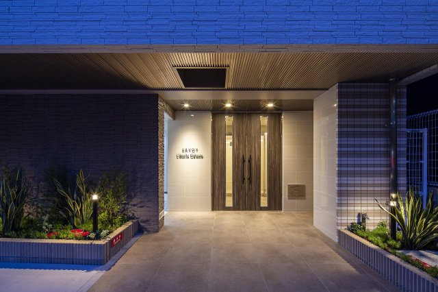 サヴォイレトワールセレステ　4階のエントランス