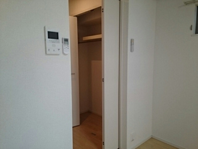 【内装】 | オズ