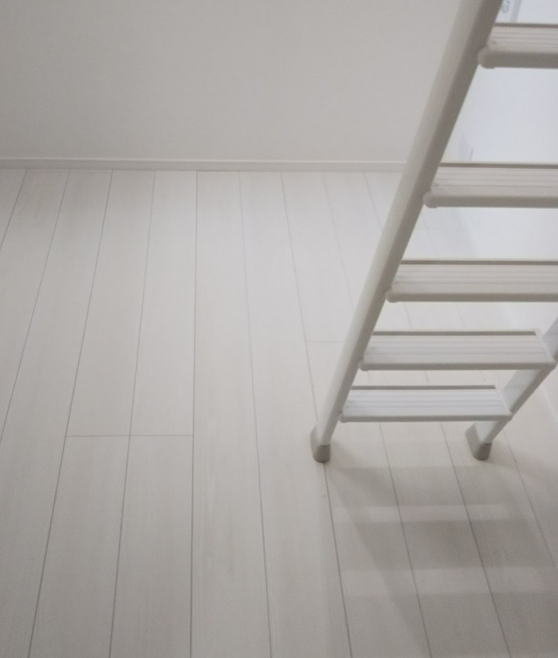 ロンジェスマン三宿の居間・リビング