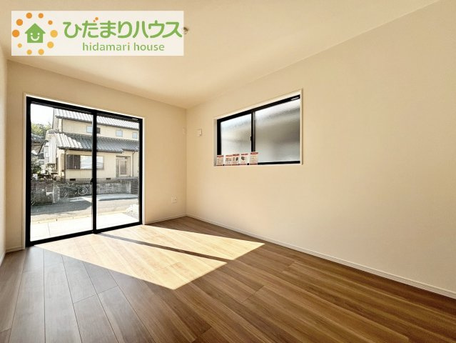 【寝室】 | 龍ケ崎市城ノ内8期　新築戸建 | ゆとりのある主寝室！ご家族全員で寝れちゃいます♪