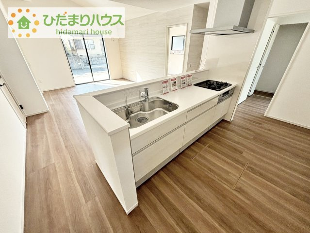 【キッチン】 | 龍ケ崎市城ノ内8期　新築戸建 | 料理をしながらでも、ご家族との会話を楽しめる対面式キッチン♪