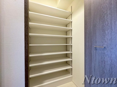 【収納】 | メイクス高岳 | 便利な収納スペースです