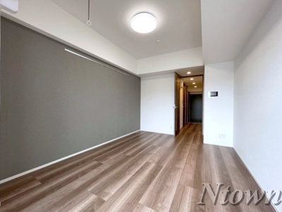 【居間・リビング】 | メイクス高岳 | こちらのリビングで趣味の時間をお楽しみください