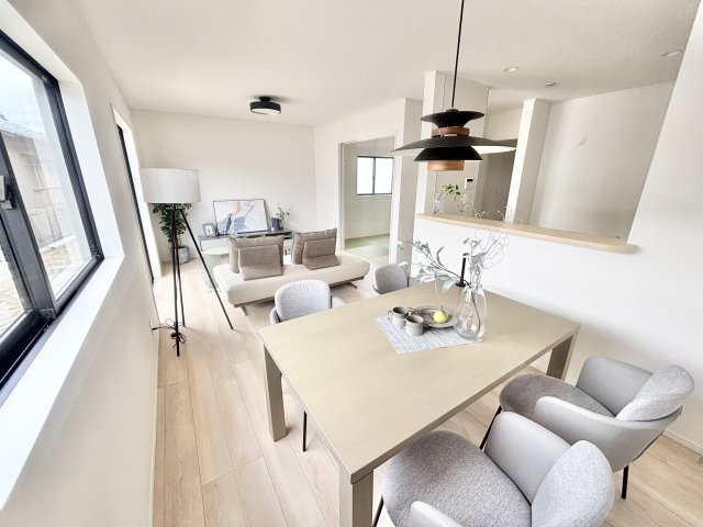 【仲介手数料無料／大治町】大治町八ツ屋第3　クレイドルガーデン　新築戸建　2号棟の居間・リビング