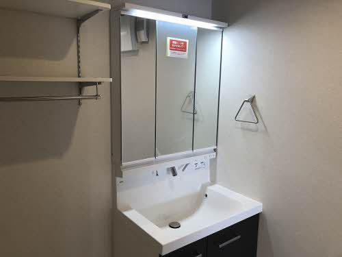 ベレオガーデンズgraceの独立洗面台