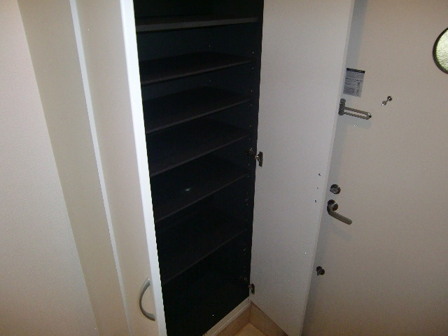 ヴィアノ灘泉通のその他|シューズボックス