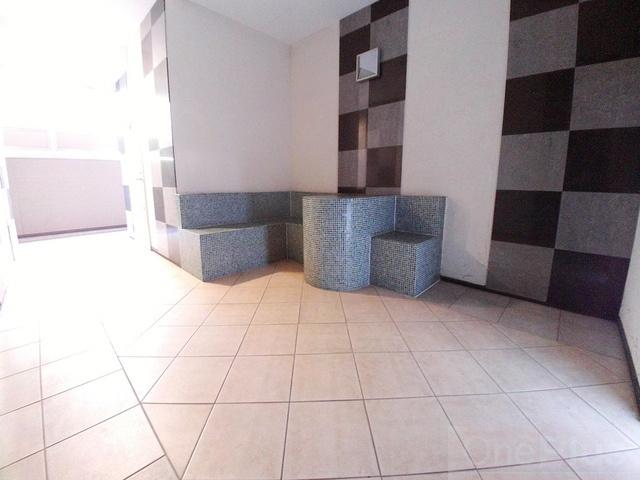 ヴィアノ灘泉通のエントランス