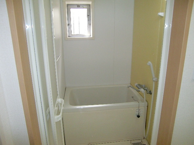 ヴィアノ灘泉通の浴室