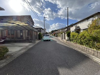 【前面道路含む現地写真】 | 松が丘１丁目
