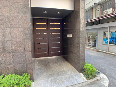 【エントランス】 | ライツ福助