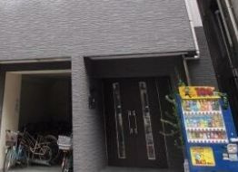 【エントランス】 | アイスバーグ | エントランスです