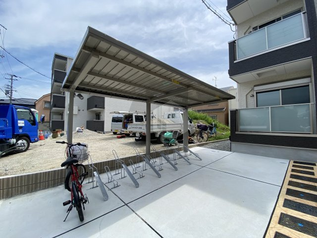 F asesia Boehmのその他共用部分