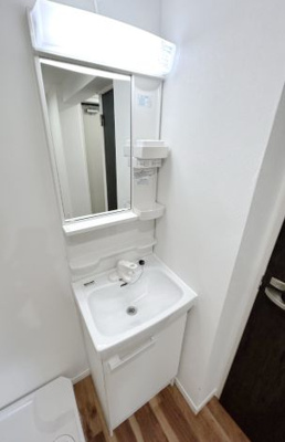 【洗面所】 | フェリチタ横川 | コンパクトで使いやすい洗面所